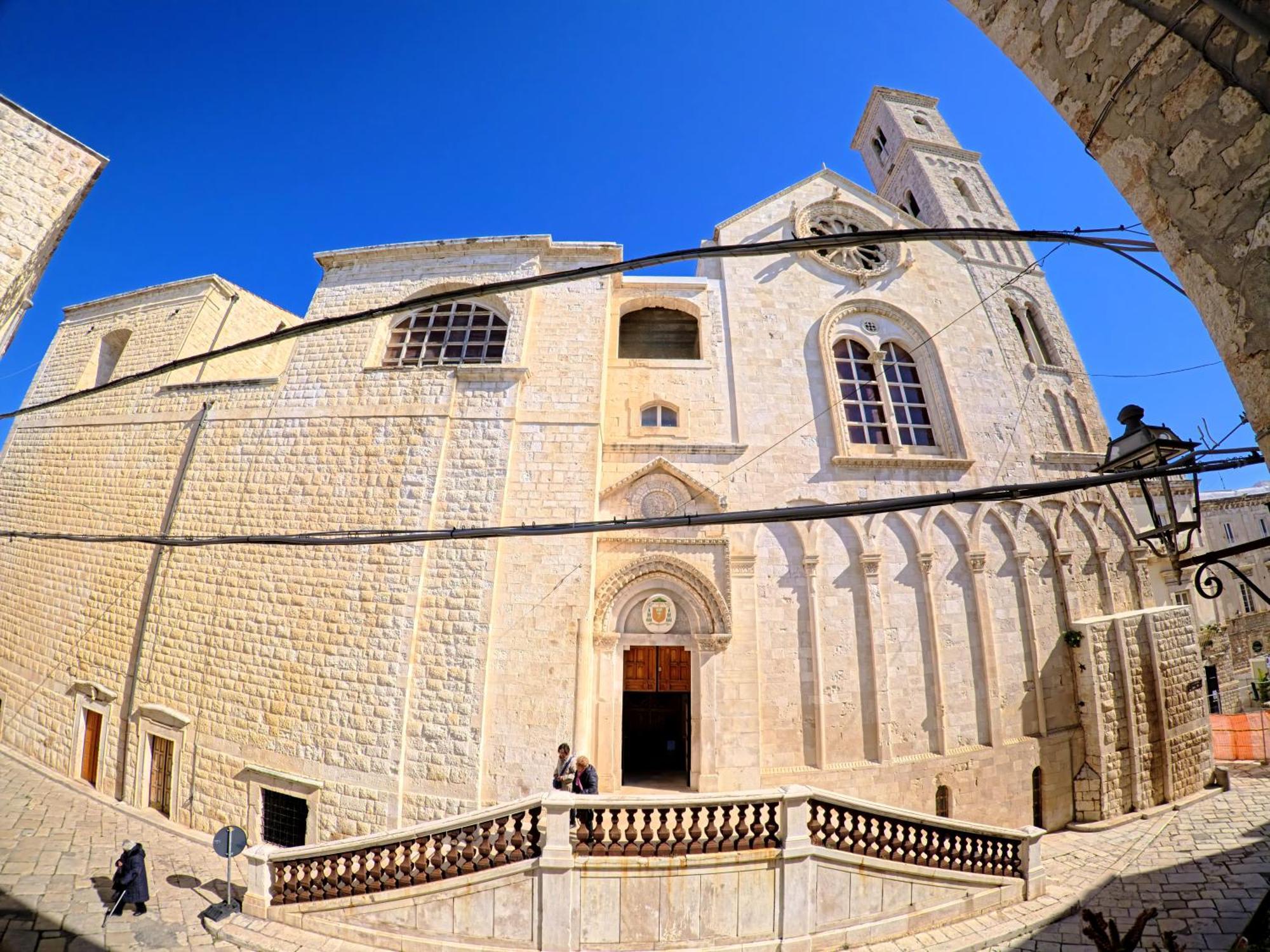 Palazzo Framarino Dei Malatesta - Noble Floor - XIV Century Giovinazzo Exterior foto